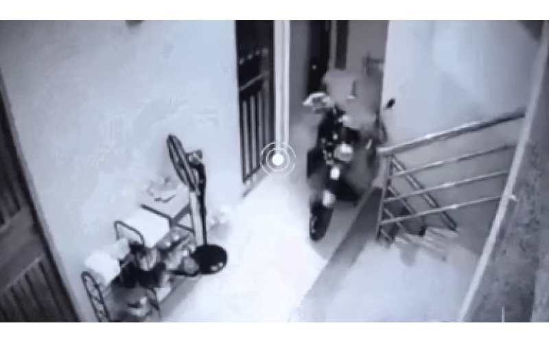 我把&ldquo;嚴禁電動車進樓入戶、飛線充電&rdquo;的法律依據轉給您，請查收！